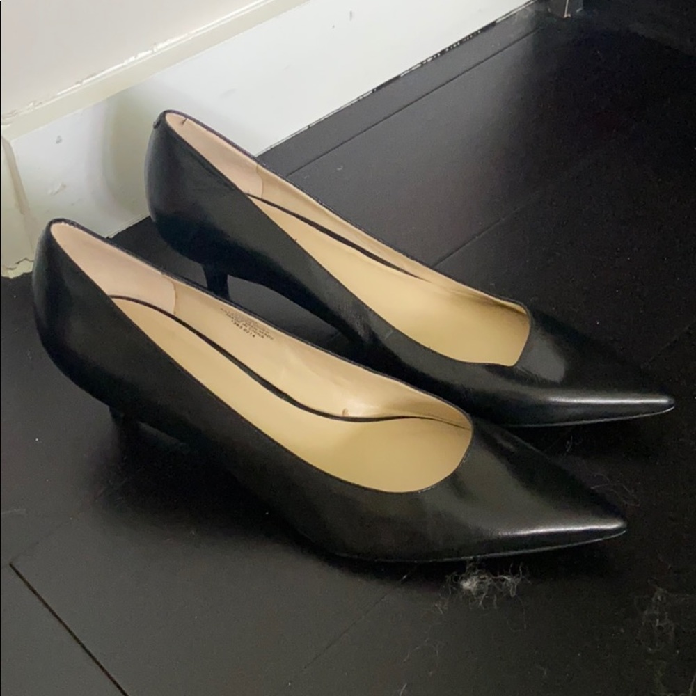 Black elegant shoes